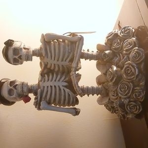 Skeleton couple